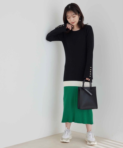 vis-`a-vis（ビサビ）の「【WEB限定】バイカラーニットワンピース（ワンピース・レディース・ブラック/キャメル・FREE）」の7枚目の写真