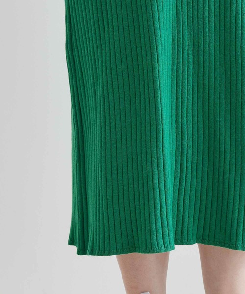 vis-`a-vis（ビサビ）の「【WEB限定】バイカラーニットワンピース（ワンピース・レディース・ブラック/キャメル・FREE）」の4枚目の写真