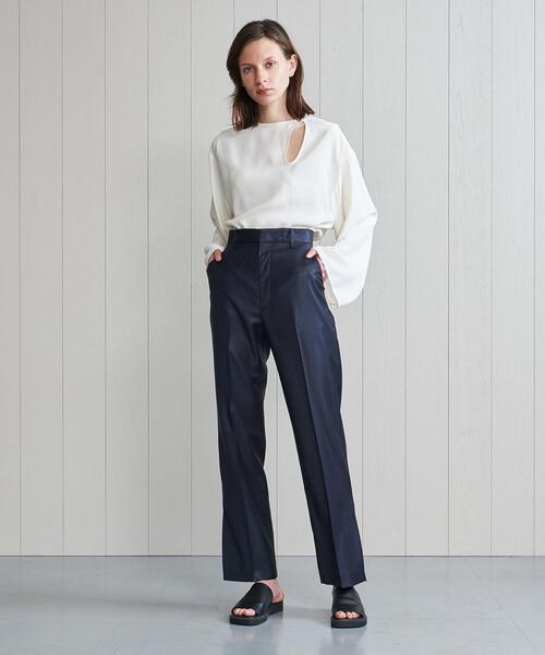 H BEAUTY&YOUTH UNITED ARROWS(エイチビューティーアンドユースユナイテッドアローズ)の「<H>RAYON WIDE SLEEVE BLOUSE/ブラウス(シャツ/ブラウス・レディース・ホワイト/ブラック/オリーブ・FREE)」の4枚目の写真