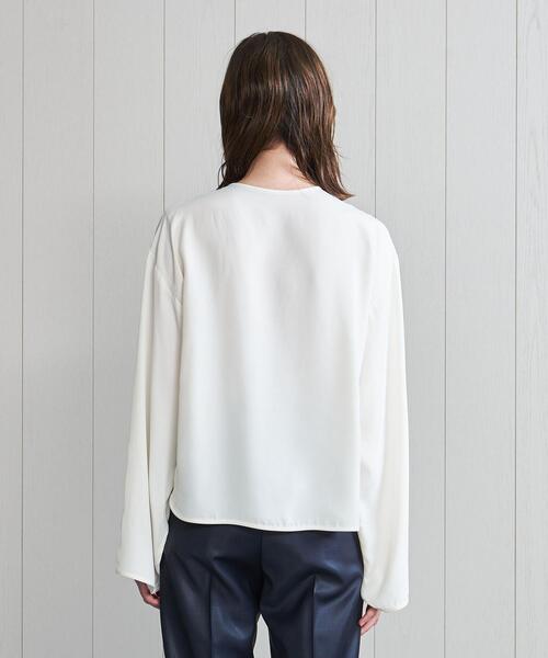H BEAUTY&YOUTH UNITED ARROWS(エイチビューティーアンドユースユナイテッドアローズ)の「<H>RAYON WIDE SLEEVE BLOUSE/ブラウス(シャツ/ブラウス・レディース・ホワイト/ブラック/オリーブ・FREE)」の7枚目の写真