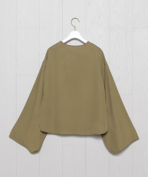 H BEAUTY&YOUTH UNITED ARROWS(エイチビューティーアンドユースユナイテッドアローズ)の「<H>RAYON WIDE SLEEVE BLOUSE/ブラウス(シャツ/ブラウス・レディース・ホワイト/ブラック/オリーブ・FREE)」の9枚目の写真