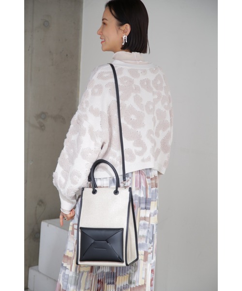 ADD CULUMN(アドカラム)の「(ADD CULUMN)異素材コンビショルダーバッグ(トートバッグ・レディース・ブラック/ピンク・FREE)」の9枚目の写真