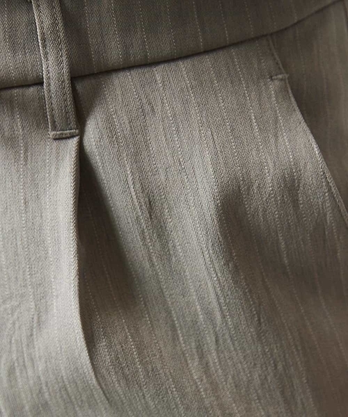 MICHEL KLEIN HOMME (ミッシェルクランオム)の「ストライプスラックスパンツ(スラックス・メンズ・ブラック/ベージュ・MEDIUM/LARGE/X-LARGE)」の11枚目の写真