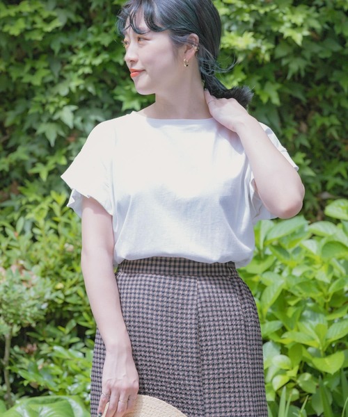 ITEMS URBANRESEARCH(アイテムズ アーバンリサーチ)の「オリガミタックTシャツ(Tシャツ/カットソー・レディース・ブルー/ホワイト/ブラック/モカ・FREE)」の2枚目の写真