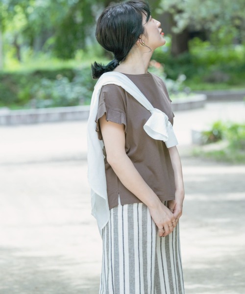 ITEMS URBANRESEARCH(アイテムズ アーバンリサーチ)の「オリガミタックTシャツ(Tシャツ/カットソー・レディース・ブルー/ホワイト/ブラック/モカ・FREE)」の4枚目の写真