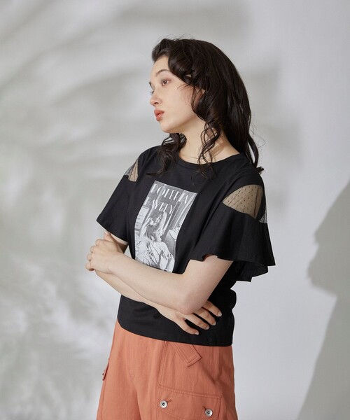 GRACE CONTINENTAL（グレースコンチネンタル）の「フォトフレアTシャツ（Tシャツ/カットソー・レディース・ホワイト/ブラック・36）」の2枚目の写真
