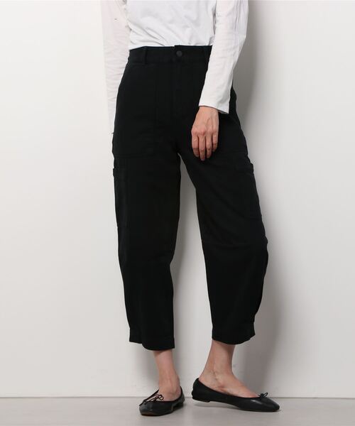 BANANA REPUBLIC FACTORY STORE(バナナリパブリック ファクトリーストア)の「BANANA REPUBLIC FACTORY STORE リラックスカーゴパンツ(カーゴパンツ・レディース・ブラック/ブラウン/オフホワイト/カーキ・0/4/6/00/2)」の7枚目の写真