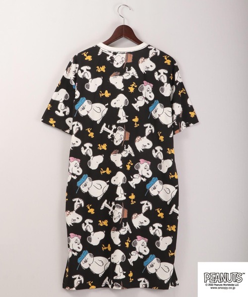 PEANUTS SNOOPY/スヌーピー 体型カバー 総柄半袖キャラクター