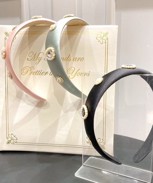 ROJITA（ロジータ）の「ハートビジュ＆パール付きサテンカチューシャ（カチューシャ・レディース・ブラック/ピンク/ミント・FREE）」の5枚目の写真