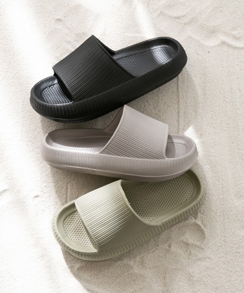 welleg（ウェレッグ）の「EVAシングルバンドサンダル（サンダル・レディース・ブラック/イエロー系/グレイッシュベージュ/カーキ系/ピンク・M/L）」の18枚目の写真