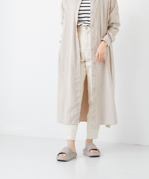 welleg（ウェレッグ）の「EVAシングルバンドサンダル（サンダル・レディース・ブラック/イエロー系/グレイッシュベージュ/カーキ系/ピンク・M/L）」の21枚目の写真