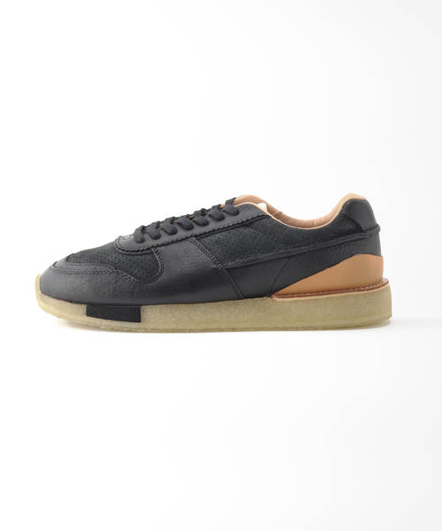 Clarks Originals(クラークスオリジナルズ)の「【Clarks / クラークス】Torrun(その他シューズ・メンズ・ホワイト/ブラック・9/XX-SMALL/7)」の18枚目の写真