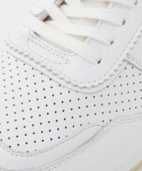 Clarks Originals(クラークスオリジナルズ)の「【Clarks / クラークス】Torrun(その他シューズ・メンズ・ホワイト/ブラック・9/XX-SMALL/7)」の3枚目の写真