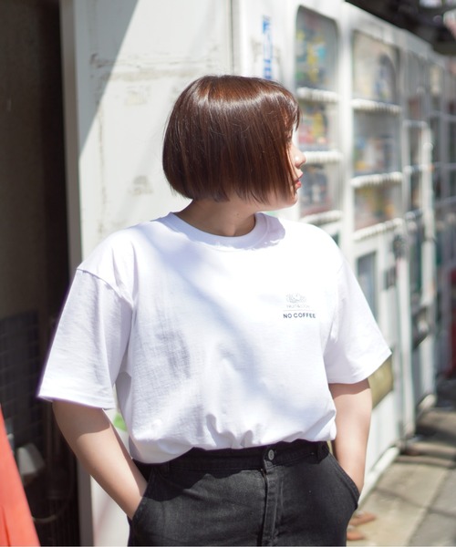 NO COFFEE(ノーコーヒー)の「【FRUIT OF THE LOOM/フルーツオブザルーム】x NO COFFEE スーパープレミアムプリント マグプリントWH(Tシャツ/カットソー・メンズ・ホワイト・LL/M/L)」の1枚目の写真