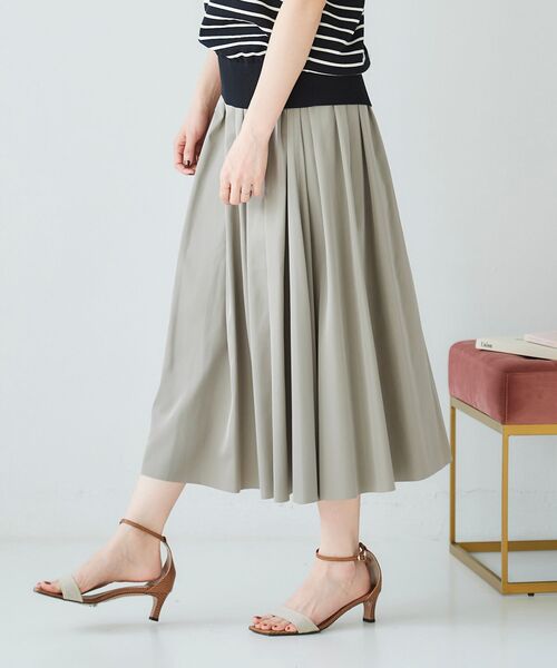 le.coeur blanc（ルクールブラン）の「リバーシブルタフタギャザースカート（スカート・レディース・ダークグリーン/モカ/ピンク系その他・38/36）」の13枚目の写真