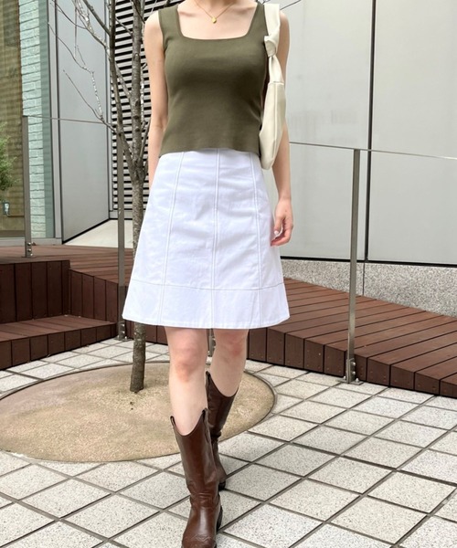 ALAND(エーランド)の「3.3Field Trip/NECK KNIT TANK 2299880(タンクトップ・レディース・ブラック/カーキ/ライトベージュ・FREE)」の21枚目の写真