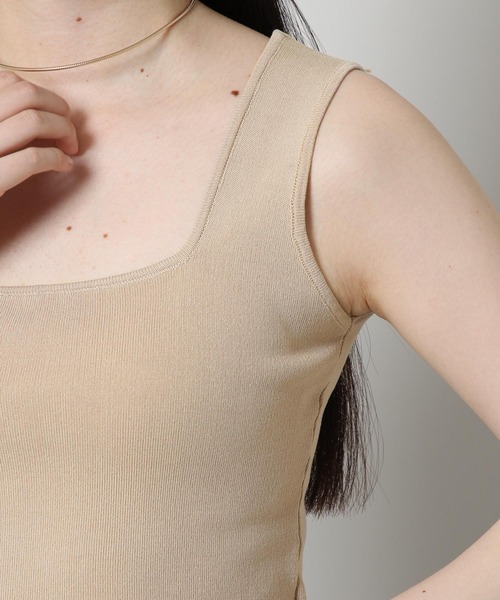 ALAND(エーランド)の「3.3Field Trip/NECK KNIT TANK 2299880(タンクトップ・レディース・ブラック/カーキ/ライトベージュ・FREE)」の15枚目の写真
