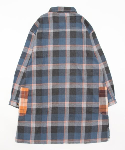 チチカカ（チチカカ）の「【大きいサイズ】 バイカラーネルチェックシャツワンピース（シャツワンピース・レディース・ブルー/ブラウン/グリーン・3L）」の4枚目の写真