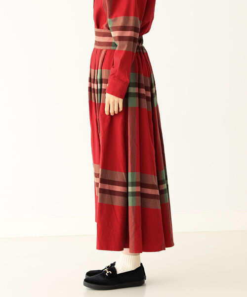 BEAMS BOY(ビームスボーイ)の「BEAMS BOY / ビッグタータン スカート(スカート・レディース・ネイビー/ブラウン/レッド・ONE SIZE)」の11枚目の写真