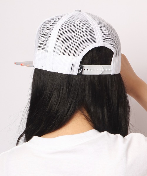 LRG（エルアールジー）の「LRG ベースボールメッシュキャップ（キャップ・メンズ・グレー/レッド・FREE）」の9枚目の写真