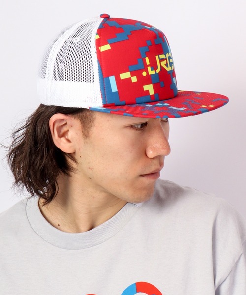 LRG（エルアールジー）の「LRG ベースボールメッシュキャップ（キャップ・メンズ・グレー/レッド・FREE）」の4枚目の写真