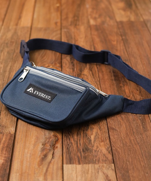 EVEREST（エベレスト）の「【BK】【EVEREST】Signature waist pack（ボディバッグ/ウエストポーチ・レディース・ブラック/ネイビー/カモフラージュ/グレー系カモフラージュ/オリーブ・FREE）」の3枚目の写真