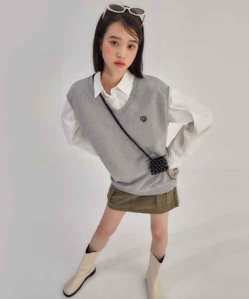 muahmuah(ムーアムーア)の「A'GEM/9 × .kom『muah muah/ムーアムーア』MUAH LOOSE FIT SWEAT VEST/ルーズシルエット スウェット素材ベスト(ベスト・レディース・ブラック/ネイビー/グレー・FREE)」の17枚目の写真