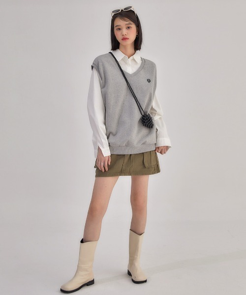 muahmuah(ムーアムーア)の「A'GEM/9 × .kom『muah muah/ムーアムーア』MUAH LOOSE FIT SWEAT VEST/ルーズシルエット スウェット素材ベスト(ベスト・レディース・ブラック/ネイビー/グレー・FREE)」の6枚目の写真