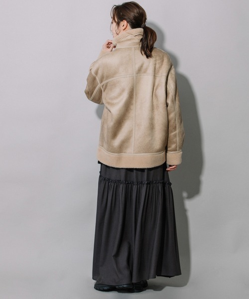 Munich（ミューニック）の「エコムートンボンバージャケット（ブルゾン・レディース・ブラック/ベージュ・S/XS）」の5枚目の写真