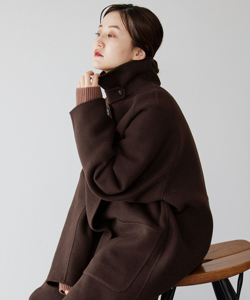 本日2/11削除❗️イエナ／ほぼ未使用美品❤️MANTECOショートコート ブラウン IENA（イエナ）の「MANTECO コクーンショートコート（その他アウター