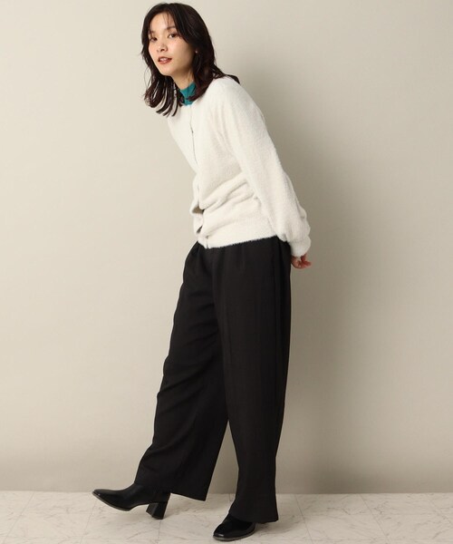 ITS'DEMO（イッツデモ）の「【パール調ボタン/丈短め/柔らかタッチ】ラメフェザーヤーンクルーカーデ（カーディガン/ボレロ・レディース・ベージュ/サックスブルー/オフホワイト・00）」の15枚目の写真