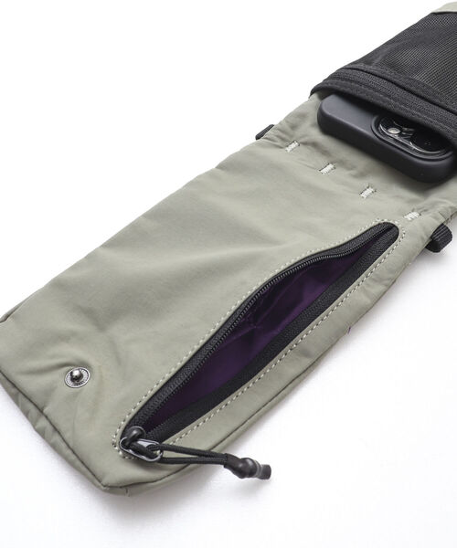 Topologie（トポロジー）の「【Topologie/トポロジー】Phone Sacoche 【バッグ単体】モバイルショルダー（ショルダーバッグ・メンズ・ミント/ライトグレー/ベージュ/ブラック・FREE）」の15枚目の写真