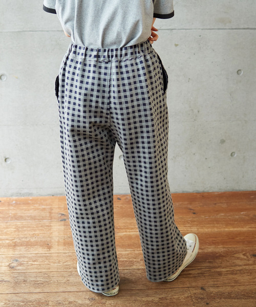PAR ICI（パーリッシィ）の「ギンガムポンチ イージーパンツ（その他パンツ・レディース・ベージュ/ネイビー・FREE）」の14枚目の写真
