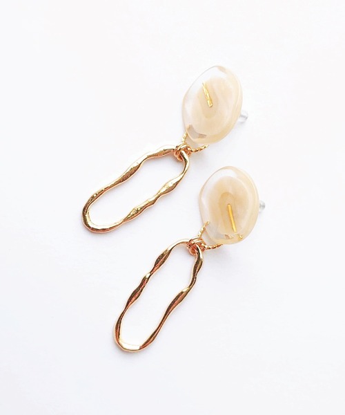 tone(トーン)の「【Cherie+Chambre】Vintage Button Pierce #1(ピアス(両耳用)・レディース・ホワイト・FREE)」の2枚目の写真