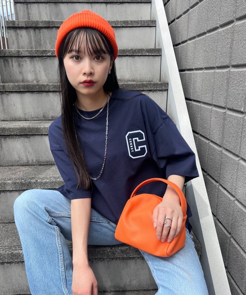 Niell（ニール）の「【CONART】Cアップリケ ビッグ オーバーサイズ コットン100 無地 1/2スリーブ Tシャツ（Tシャツ/カットソー・レディース・ネイビー/ホワイト/ブラック/グレー/ダークグリーン・M/L）」の22枚目の写真