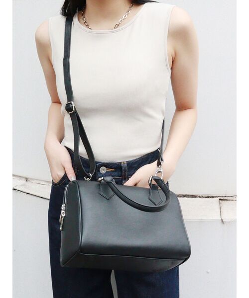 MURUA（ムルーア）の「ジップミニボストン（ハンドバッグ・レディース・ブラック/ブルー・FREE）」の2枚目の写真