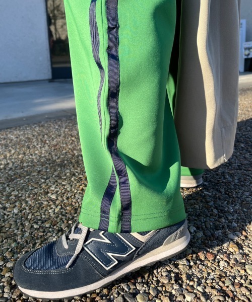 nemne store（ネンネストア）の「【低身長用サイズあり】ワンポイント刺繍トラックパンツ（その他パンツ・レディース・アイボリー/グリーン/ネイビー/アイボリー系/ベージュ/ネイビー系・SMALL/MEDIUM/LARGE）」の7枚目の写真