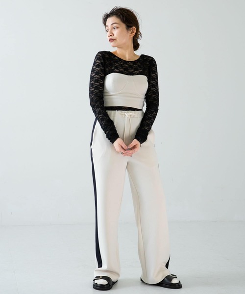 URBAN RESEARCH(アーバンリサーチ)の「ambiguous Stretch Bustier(チューブトップ・レディース・ボルドー/オフホワイト/ブラック・FREE)」の8枚目の写真