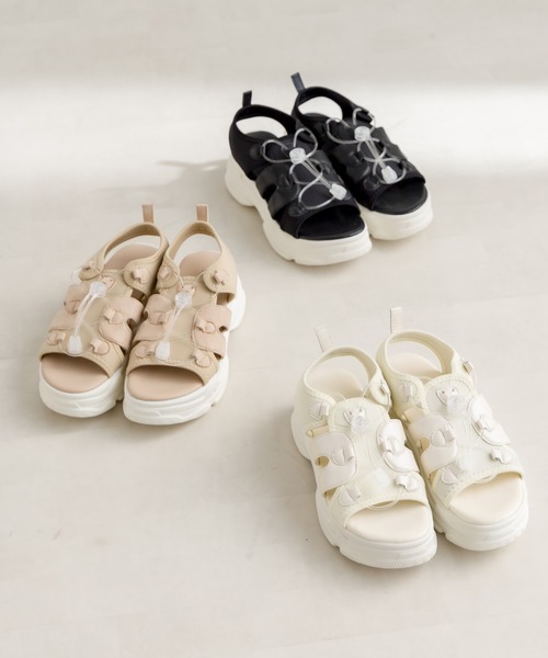 OLIVE des OLIVE（オリーブデオリーブ）の「クリアパーツスポーツサンダル（サンダル・レディース・アイボリー/ベージュ/ブラック・SMALL/MEDIUM/LARGE）」の12枚目の写真