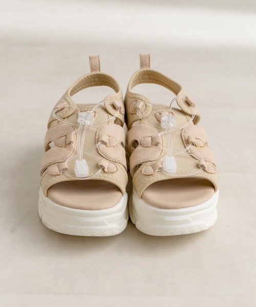 OLIVE des OLIVE（オリーブデオリーブ）の「クリアパーツスポーツサンダル（サンダル・レディース・アイボリー/ベージュ/ブラック・SMALL/MEDIUM/LARGE）」の8枚目の写真