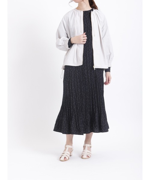 Te chichi（テチチ）の「ギャザージップブルゾン（ブルゾン・レディース・グレー/オフホワイト/ブラック・ﾌﾘ-）」の6枚目の写真