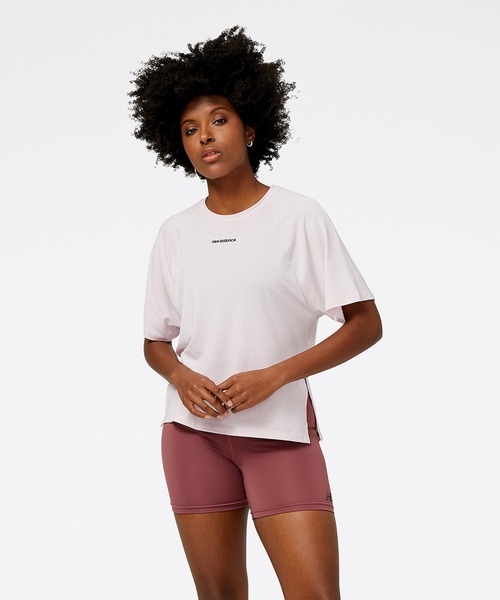 NEW BALANCE(ニューバランス)の「Achiever ショートスリーブTシャツ(Tシャツ/カットソー・レディース・オフホワイト/ピンクベージュ・SMALL/MEDIUM/LARGE)」の2枚目の写真