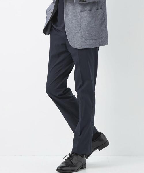 green label relaxing（グリーンレーベルリラクシング）の「シャークスキン スリム スラックス -ストレッチ・接触冷感・クリースキープ・ウエストアジャスター-（スラックス・メンズ・グレー/ベージュ/ネイビー・XS/S/M/L/XL）」の3枚目の写真