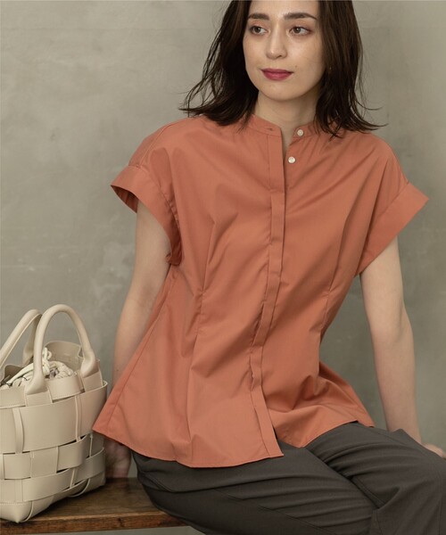 OPAQUE.CLIP(オペークドットクリップ)の「◆UVバンドカラーペプラムシャツブラウス【UV/イージーケア/洗濯機洗い可】(シャツ/ブラウス・レディース・ブラック/オフホワイト/ホワイト系5/ブルー系2/ベージュ系7/レンガ・34/36/38/40/42)」の9枚目の写真