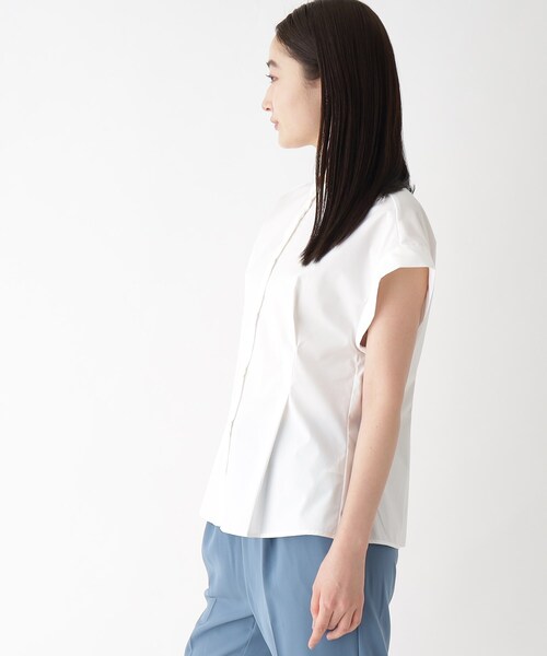 OPAQUE.CLIP(オペークドットクリップ)の「◆UVバンドカラーペプラムシャツブラウス【UV/イージーケア/洗濯機洗い可】(シャツ/ブラウス・レディース・ブラック/オフホワイト/ホワイト系5/ブルー系2/ベージュ系7/レンガ・34/36/38/40/42)」の16枚目の写真