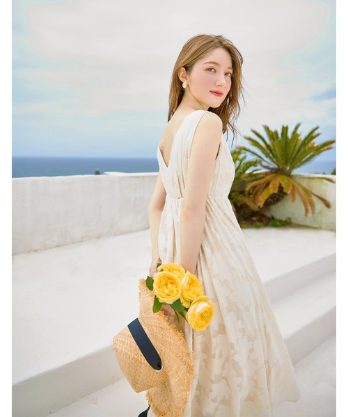 tocco closet（トッコ クローゼット）の「ハートネックフラワーシアー 