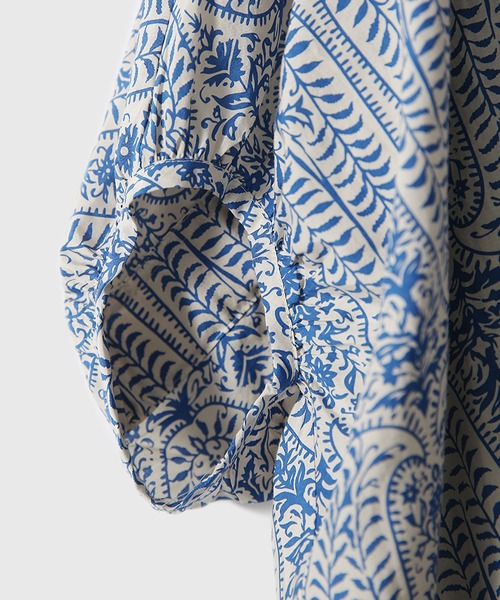 LOPASS（ロパス）の「バックオープンボリューム感シャツブラウス（シャツ/ブラウス・レディース・ブルー/レッド・M/L）」の20枚目の写真