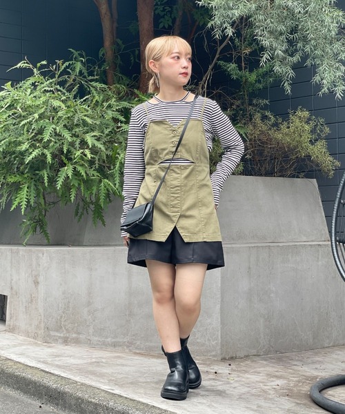 CIAOPANIC（チャオパニック）の「デニムミリタリーカットアウトビスチェ（キャミソール・レディース・ブラック/カーキ/ブルー・FREE）」の19枚目の写真