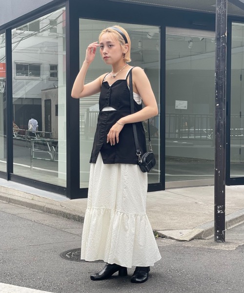 CIAOPANIC（チャオパニック）の「デニムミリタリーカットアウトビスチェ（キャミソール・レディース・ブラック/カーキ/ブルー・FREE）」の4枚目の写真