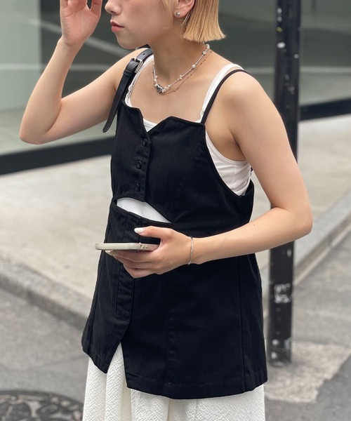 CIAOPANIC（チャオパニック）の「デニムミリタリーカットアウトビスチェ（キャミソール・レディース・ブラック/カーキ/ブルー・FREE）」の7枚目の写真